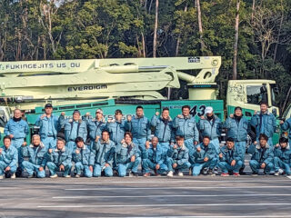 株式会社 吹上実総